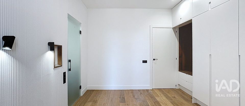 Apartment 4 bedrooms of 155 m² in Barcelona (08037)