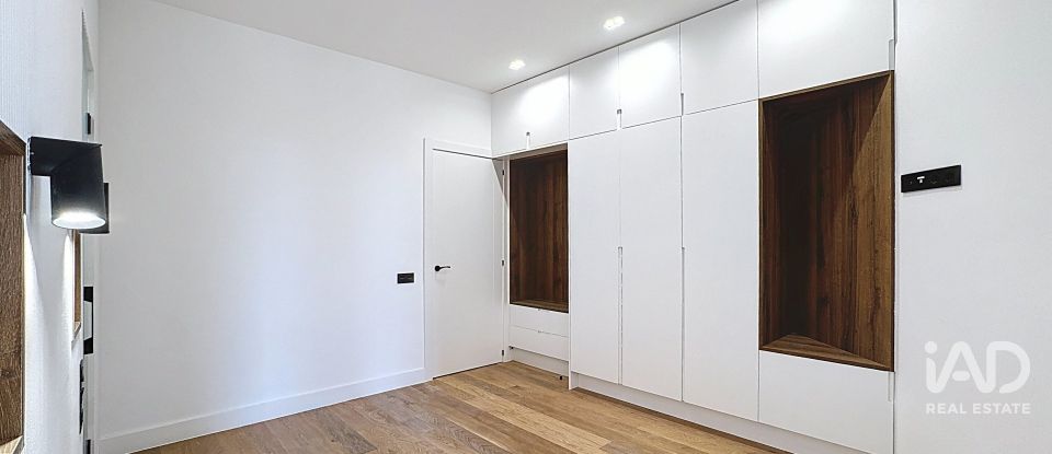 Apartment 4 bedrooms of 155 m² in Barcelona (08037)