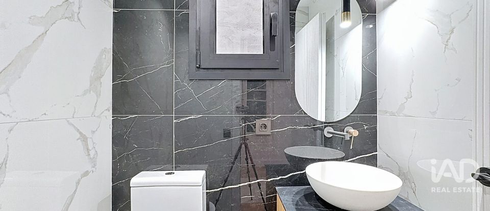 Apartment 4 bedrooms of 155 m² in Barcelona (08037)