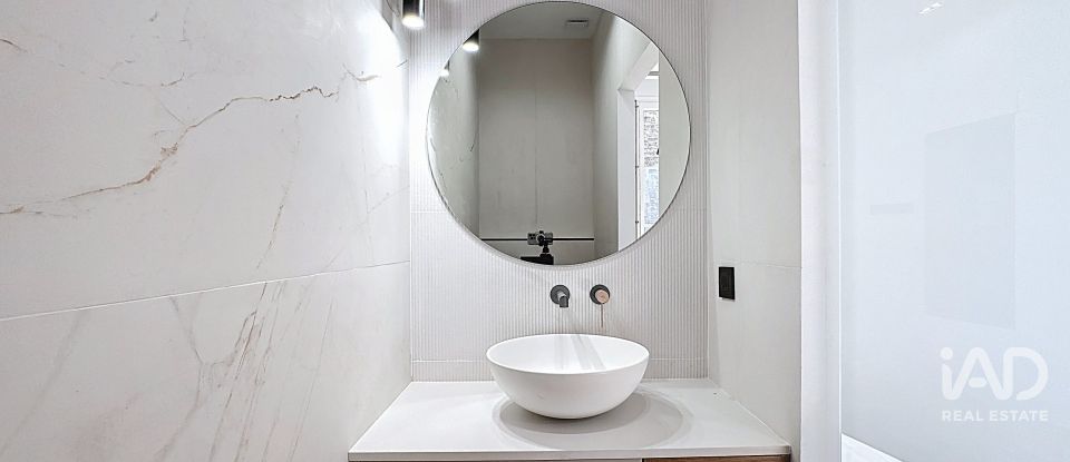 Apartment 4 bedrooms of 155 m² in Barcelona (08037)