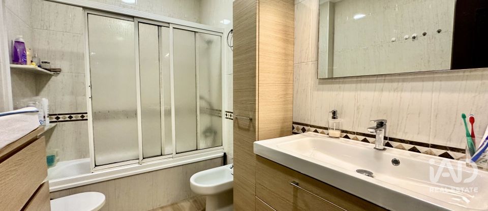 Piso 3 habitaciones de 112 m² en Lepe (21440)