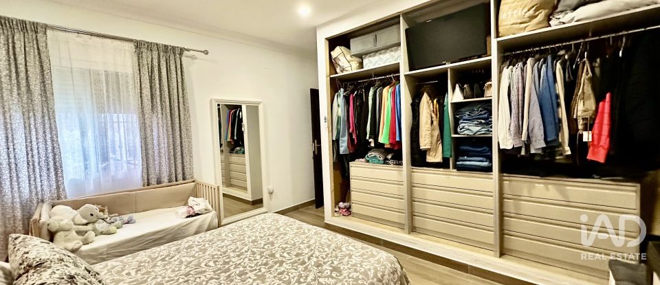 Piso 3 habitaciones de 112 m² en Lepe (21440)