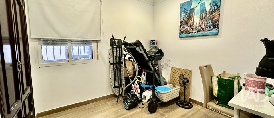 Piso 3 habitaciones de 112 m² en Lepe (21440)