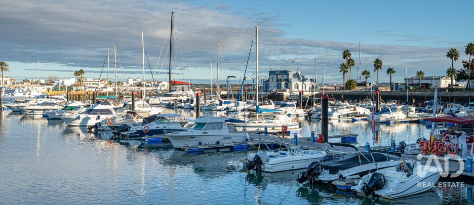 Appartement 3 chambres de 122 m² à Isla de Canela (21409)