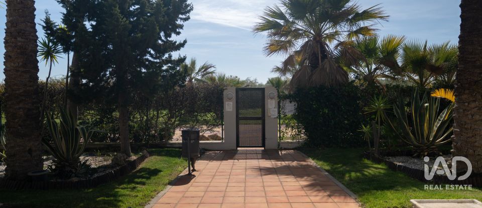 Appartement 3 chambres de 122 m² à Isla de Canela (21409)