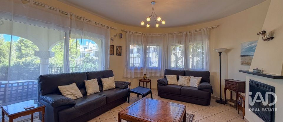 Casa 3 habitacions de 279 m² a Dénia (03700)