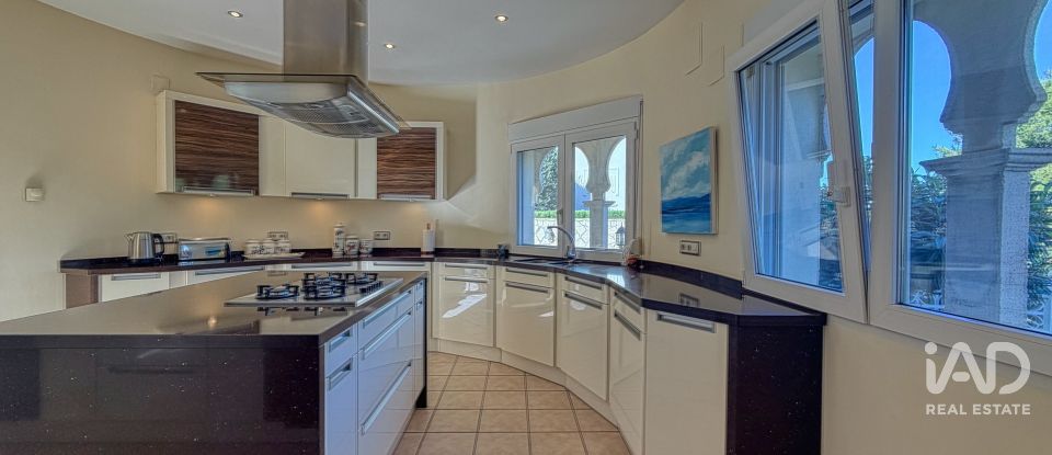 Casa 3 habitacions de 279 m² a Dénia (03700)