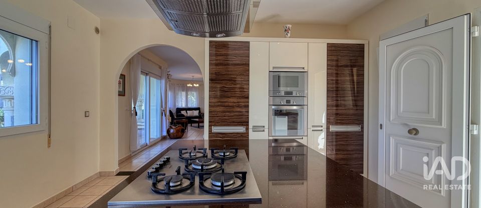 Casa 3 habitacions de 279 m² a Dénia (03700)