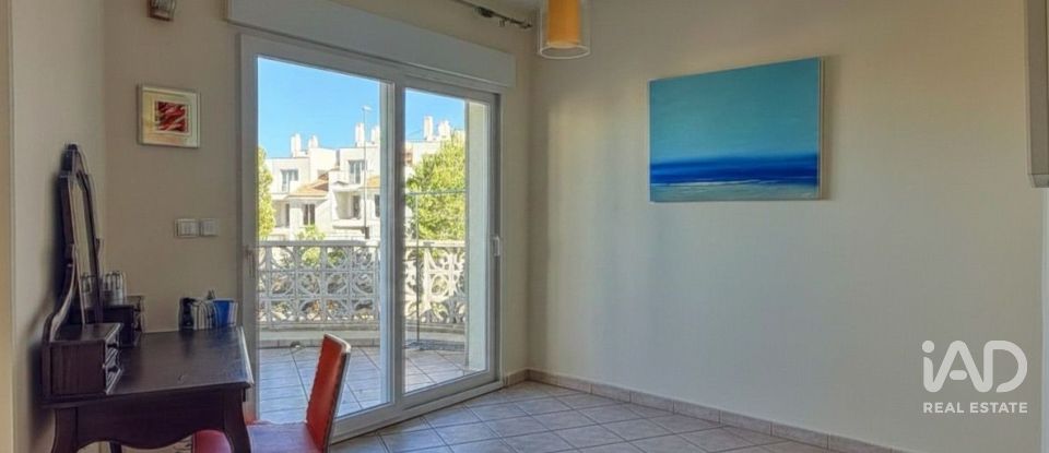 Casa 3 habitacions de 279 m² a Dénia (03700)