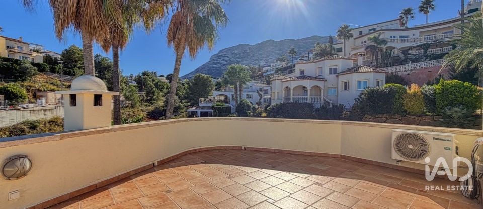 Casa 3 habitacions de 279 m² a Dénia (03700)