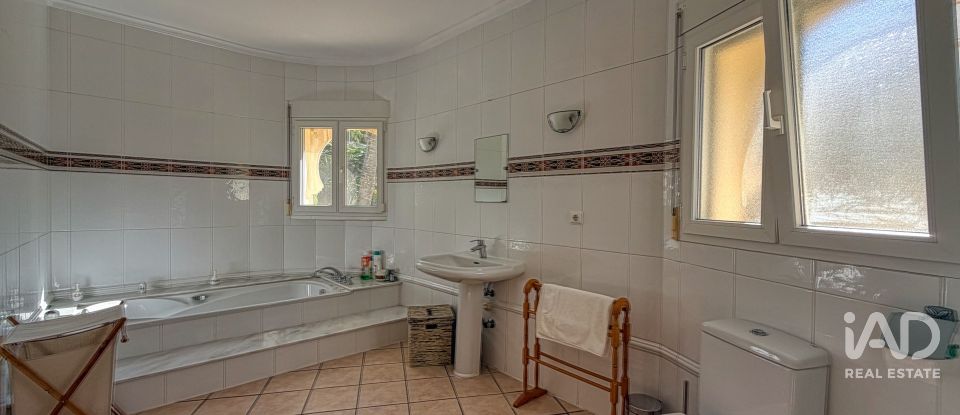 Casa 3 habitacions de 279 m² a Dénia (03700)