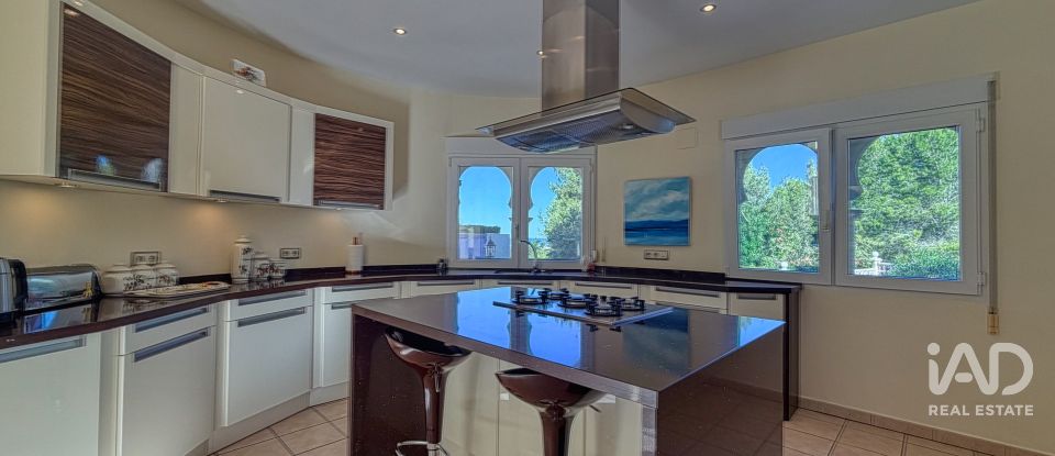 Casa 3 habitacions de 279 m² a Dénia (03700)