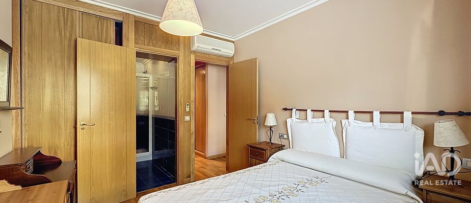 Appartement 3 chambres de 95 m² à Bordons (36966)