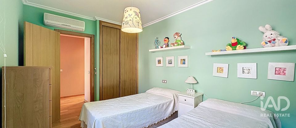 Appartement 3 chambres de 95 m² à Bordons (36966)