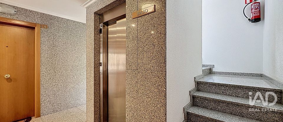 Appartement 3 chambres de 95 m² à Bordons (36966)