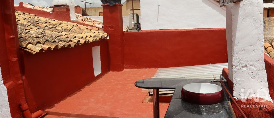 Casa 5 habitacions de 148 m² a Benidoleig (03759)