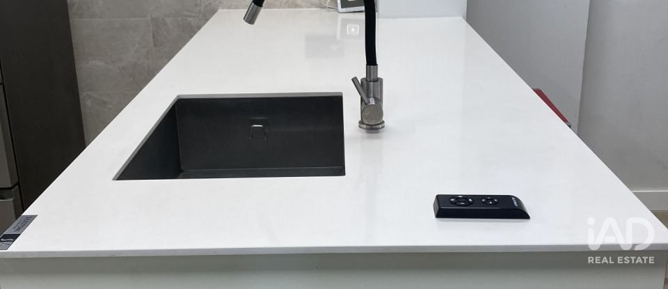 Penthouse 1 chambre de 51 m² à Barcelona (08001)