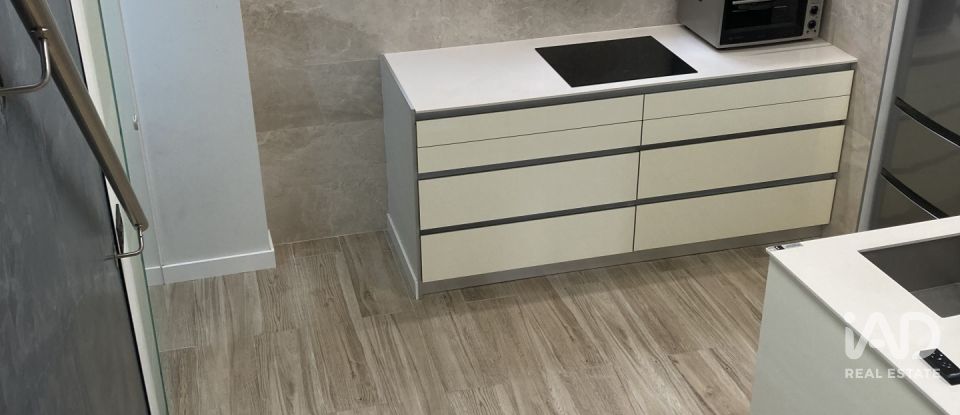 Penthouse 1 chambre de 51 m² à Barcelona (08001)