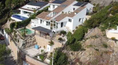 House 6 bedrooms of 292 m² in Cabrils (08348)