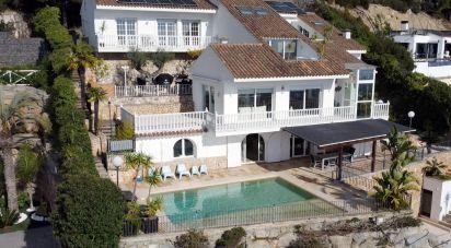 House 6 bedrooms of 292 m² in Cabrils (08348)