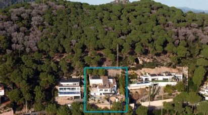 House 6 bedrooms of 292 m² in Cabrils (08348)