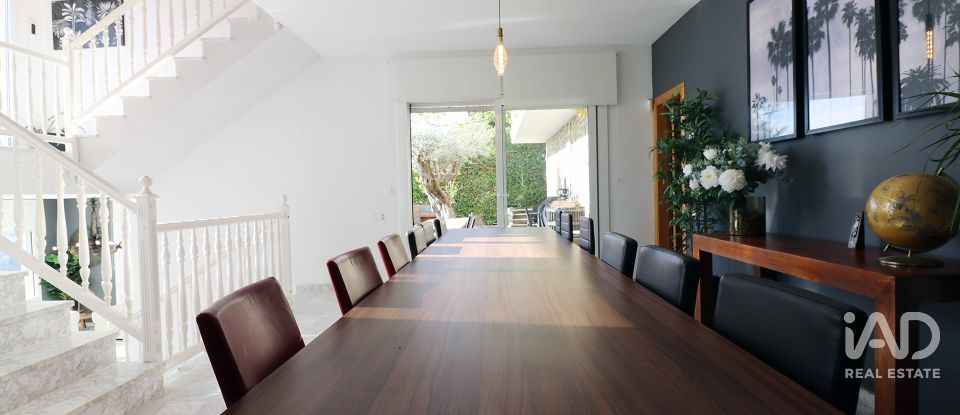 Casa 6 habitaciones de 292 m² en Cabrils (08348)