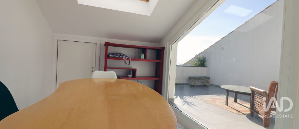 Casa 6 habitaciones de 292 m² en Cabrils (08348)