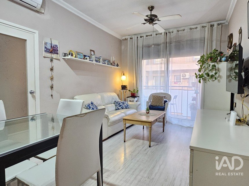 Piso 4 habitaciones de 95 m² en Barcelona (08028)