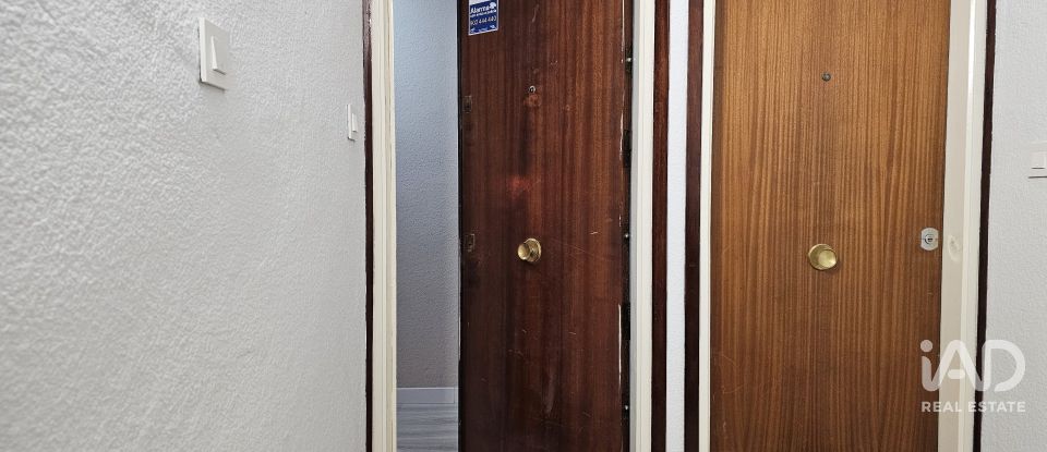 Piso 4 habitaciones de 95 m² en Barcelona (08028)