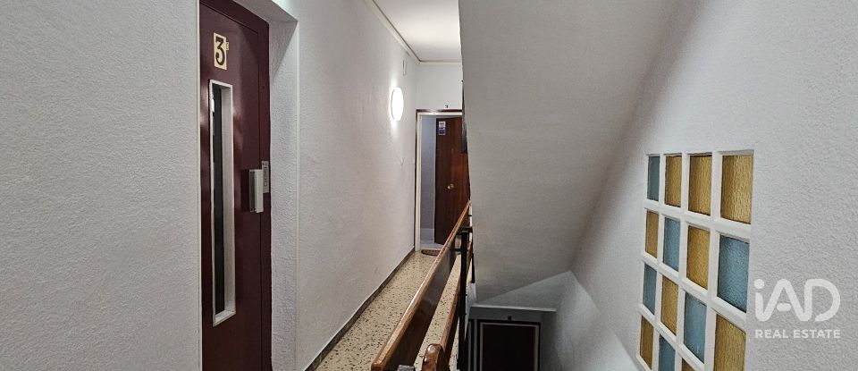 Piso 4 habitaciones de 95 m² en Barcelona (08028)