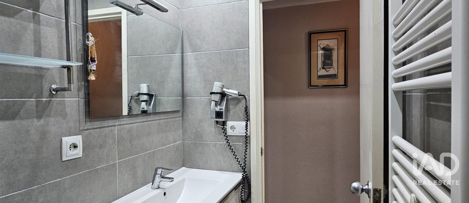 Piso 4 habitaciones de 95 m² en Barcelona (08028)