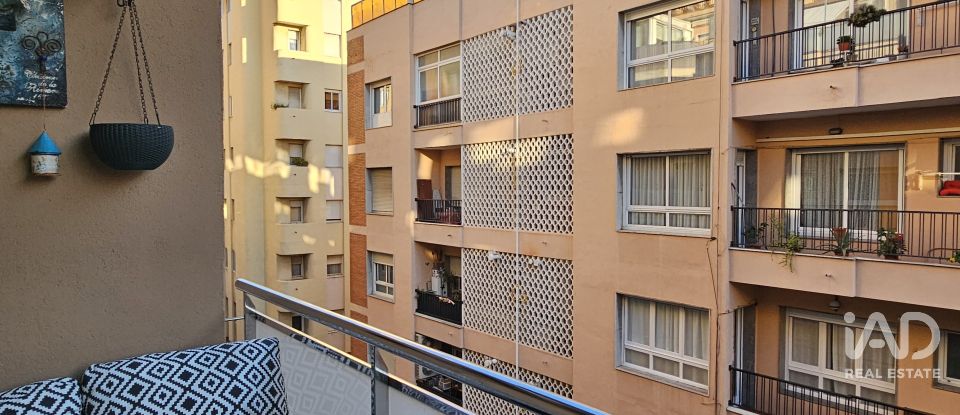 Piso 4 habitaciones de 95 m² en Barcelona (08028)