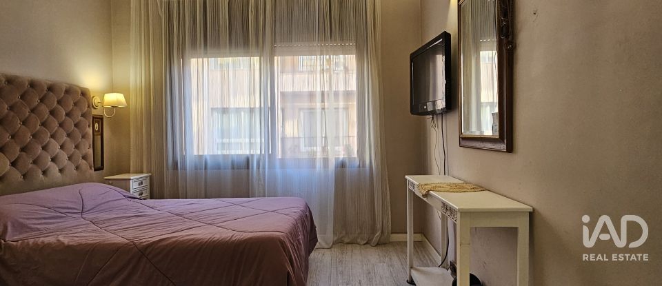 Piso 4 habitaciones de 95 m² en Barcelona (08028)