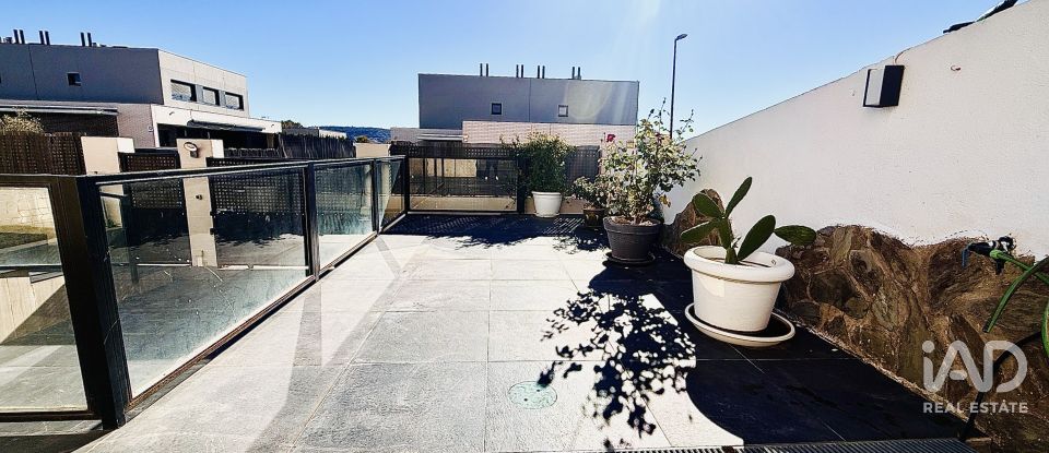 Casa 5 habitacions de 197 m² a Villalbilla (28810)