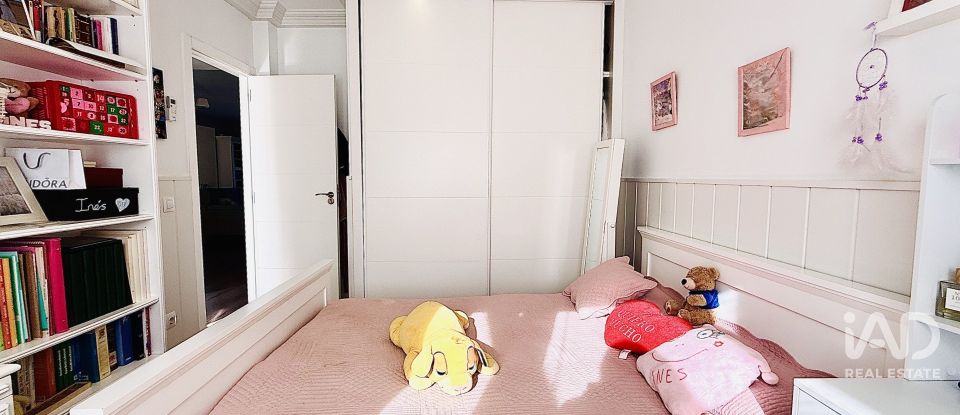 Casa 5 habitacions de 197 m² a Villalbilla (28810)