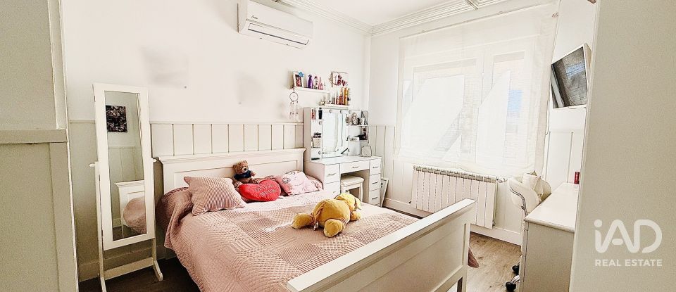 Casa 5 habitacions de 197 m² a Villalbilla (28810)