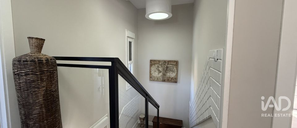 Casa 5 habitacions de 197 m² a Villalbilla (28810)