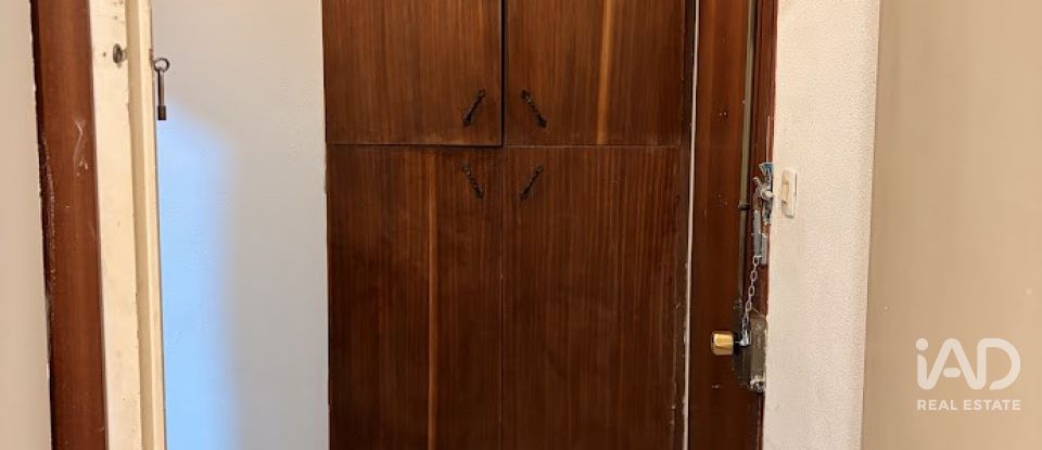 Piso 4 habitaciones de 91 m² en Barcelona (08024)