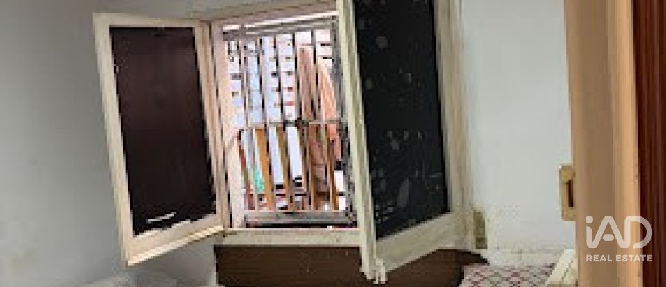 Piso 4 habitaciones de 91 m² en Barcelona (08024)