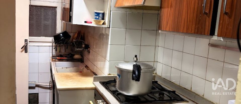 Piso 4 habitaciones de 91 m² en Barcelona (08024)