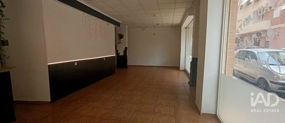 Boutique/Local commercial de 200 m² à Sant Joan d'Alacant (03550)