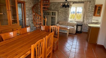 House 4 bedrooms of 226 m² in Villaquilambre (24193)