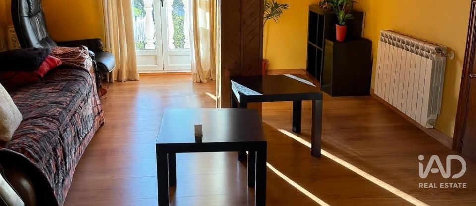 House 4 bedrooms of 226 m² in Villaquilambre (24193)