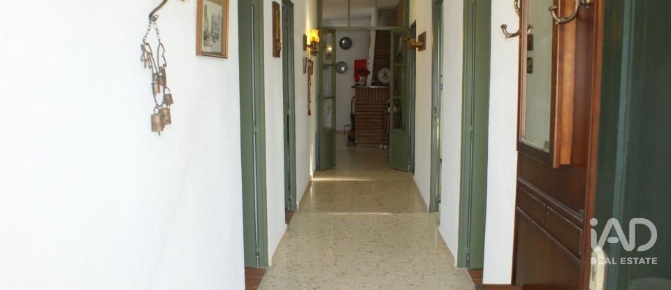 Country home 4 bedrooms of 123 m² in Valverde del Camino (21600)