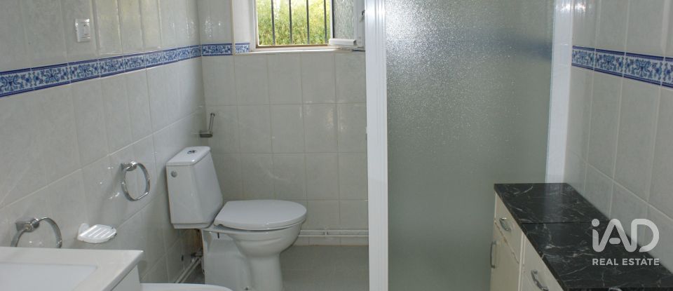 Country home 4 bedrooms of 123 m² in Valverde del Camino (21600)