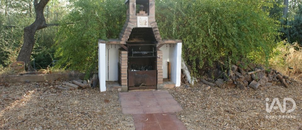 Country home 4 bedrooms of 123 m² in Valverde del Camino (21600)