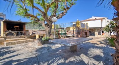 Cottage 8 bedrooms of 525 m² in Dénia (03700)