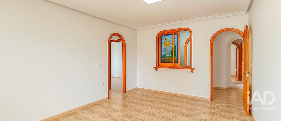 Piso 2 habitaciones de 60 m² en Balsares (03195)