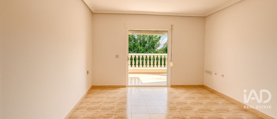 Piso 2 habitaciones de 60 m² en Balsares (03195)