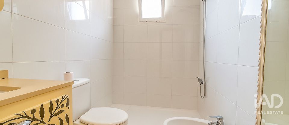 Piso 2 habitaciones de 60 m² en Balsares (03195)